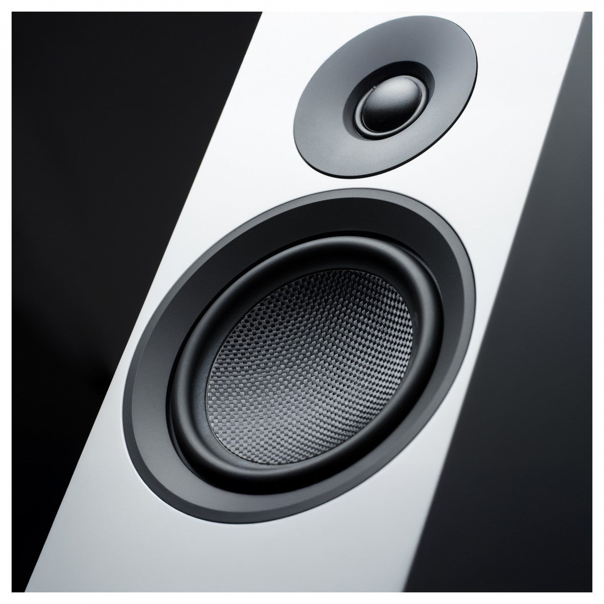 Pro-Ject Speaker Box 5 E Carbon Bookshelf Speakers Satin Golden Yellow