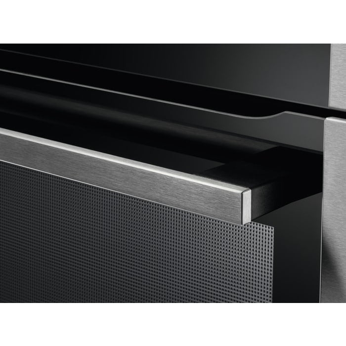 AEG 7000 Series BSE577261M Steam Crisp Electric Single Built in Oven with Retractable Dials