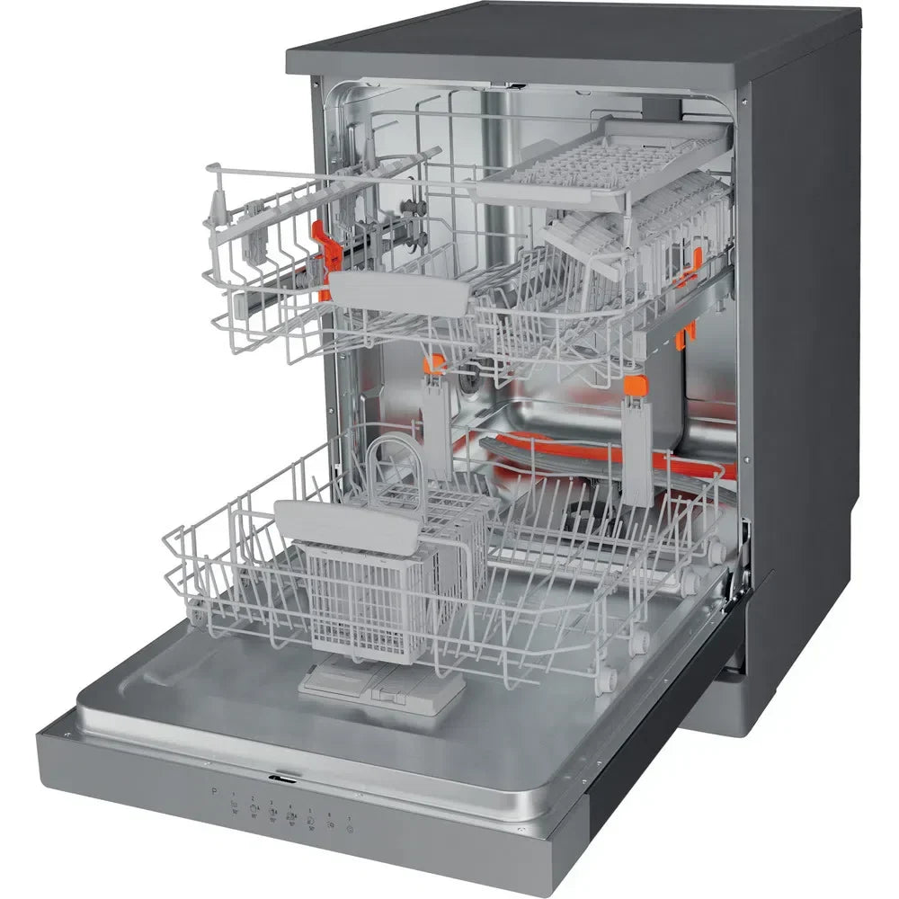 Hotpoint HFC3C26WCXUKN Full Size Dishwasher 14 Place Settings
