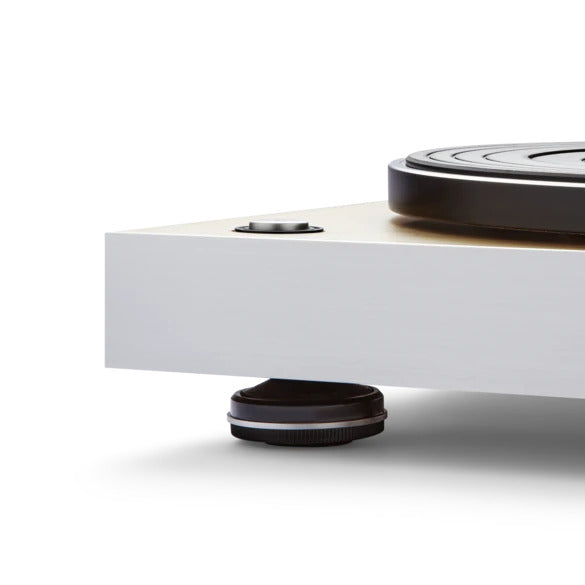 Roberts Stylus Luxe Turntable with Built-In Preamp and Ruark MR1 MK3 Active Bluetooth Speakers with Built-in MM Phono Preamp Walnut